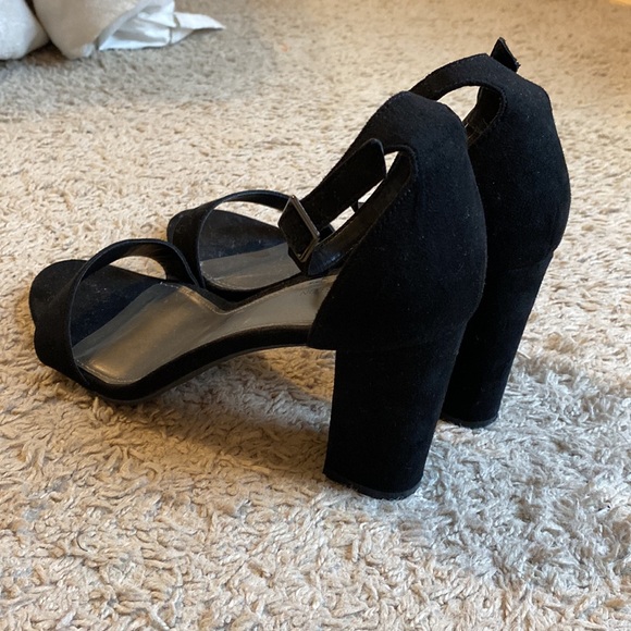 Originally from JCPenny, Black Simple Heels - Picture 2 of 4